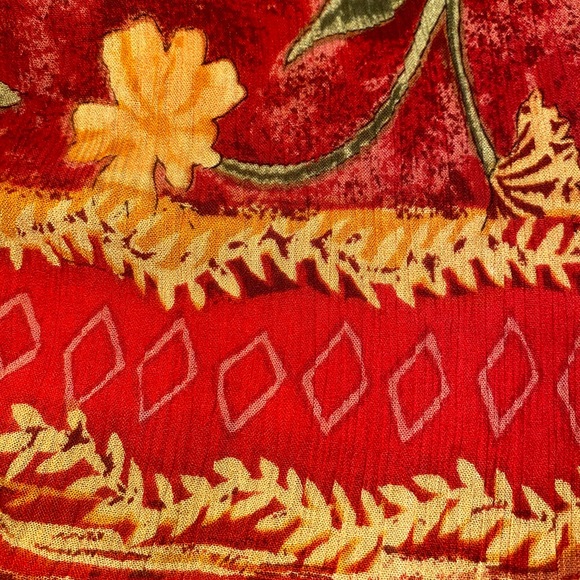 Flowy, boho, size M, red , floral detailed skirt from Wardrobe Essentials. - Picture 4 of 6